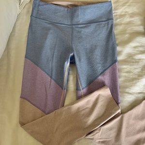Outdoor Voices 7/8 Springs Leggings - M - Lilac/La